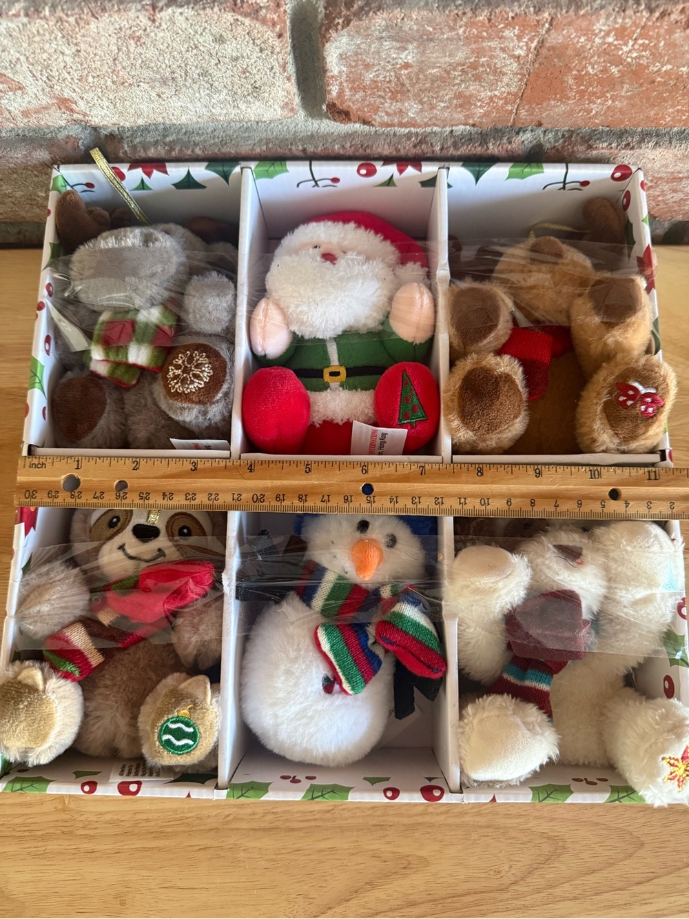 COSTCO holiday/Christmas assorted Plush set of 6
